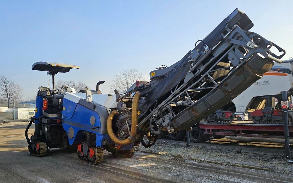 Wirtgen W100