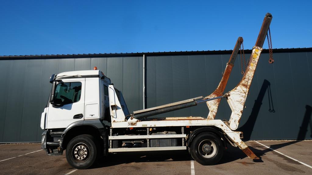 Mercedes-Benz AROCS 1927 portal arm system 584.600km