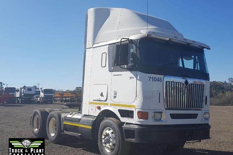International 9800i Pro Sleeper