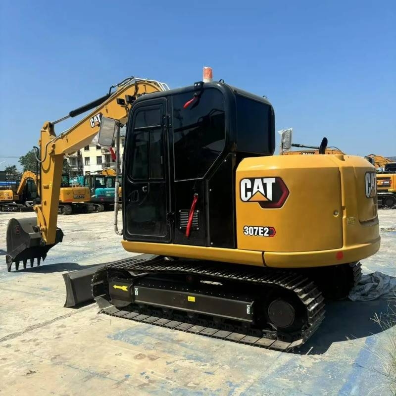CAT 307