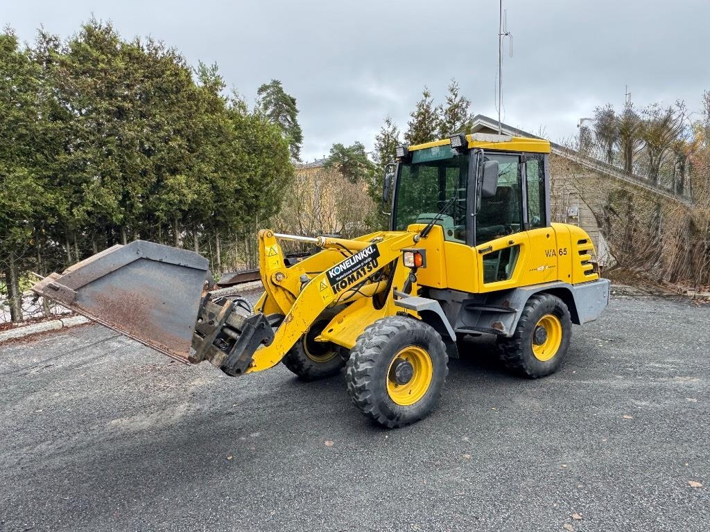 Komatsu WA 65-3
