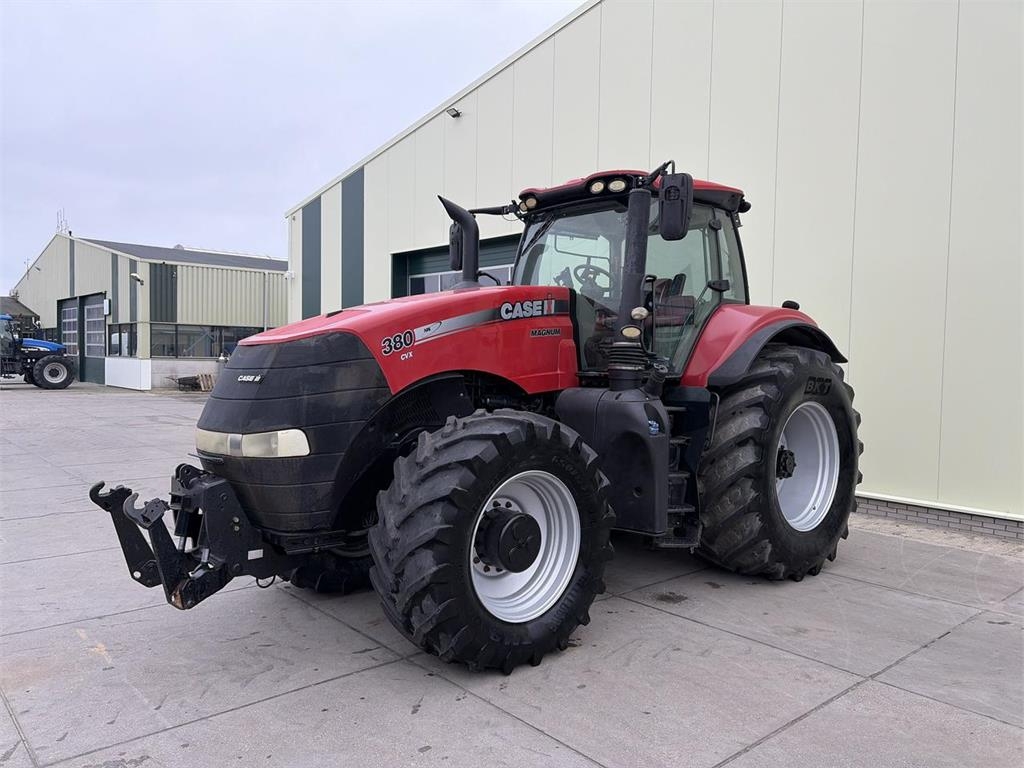 Magnum 380 CVX