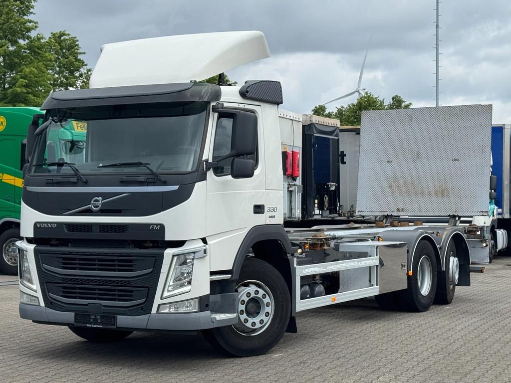 Volvo FM 330 6x2*4 BDF + Lift Only 309Tkm! Euro 6