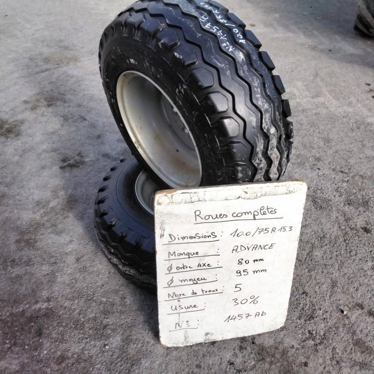 Advance 10.0/75R15.3
