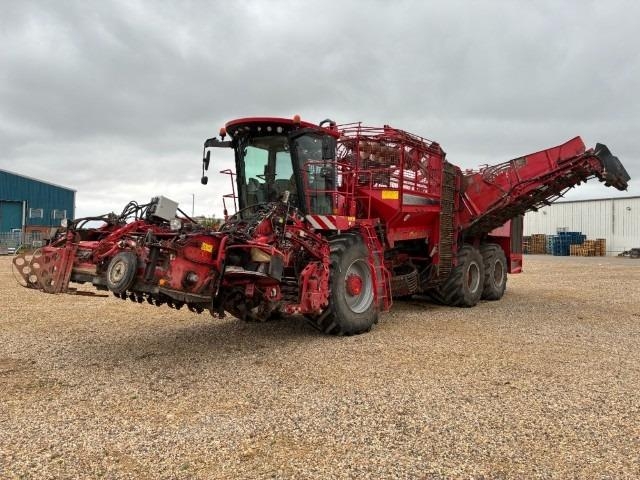 Holmer T4-40 Self-Propelled Sugarbeet Harvester