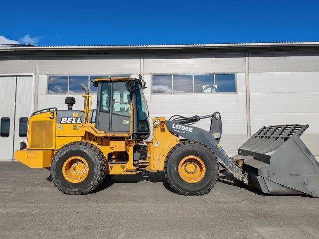 Bell / John deere L 1706 E