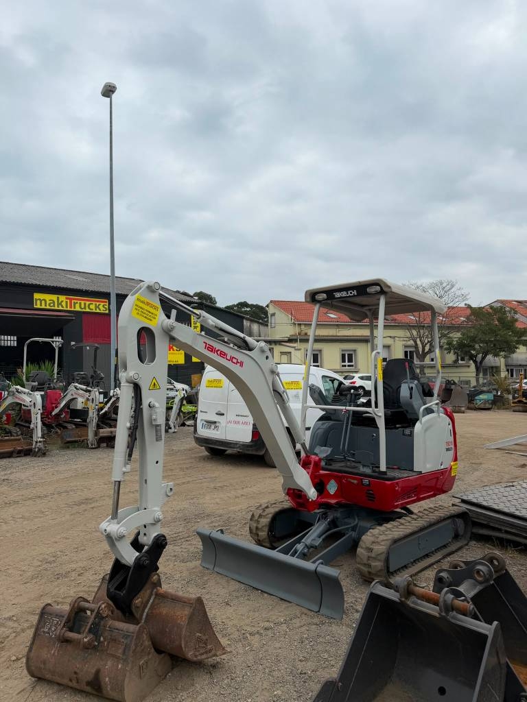 Takeuchi TB 216