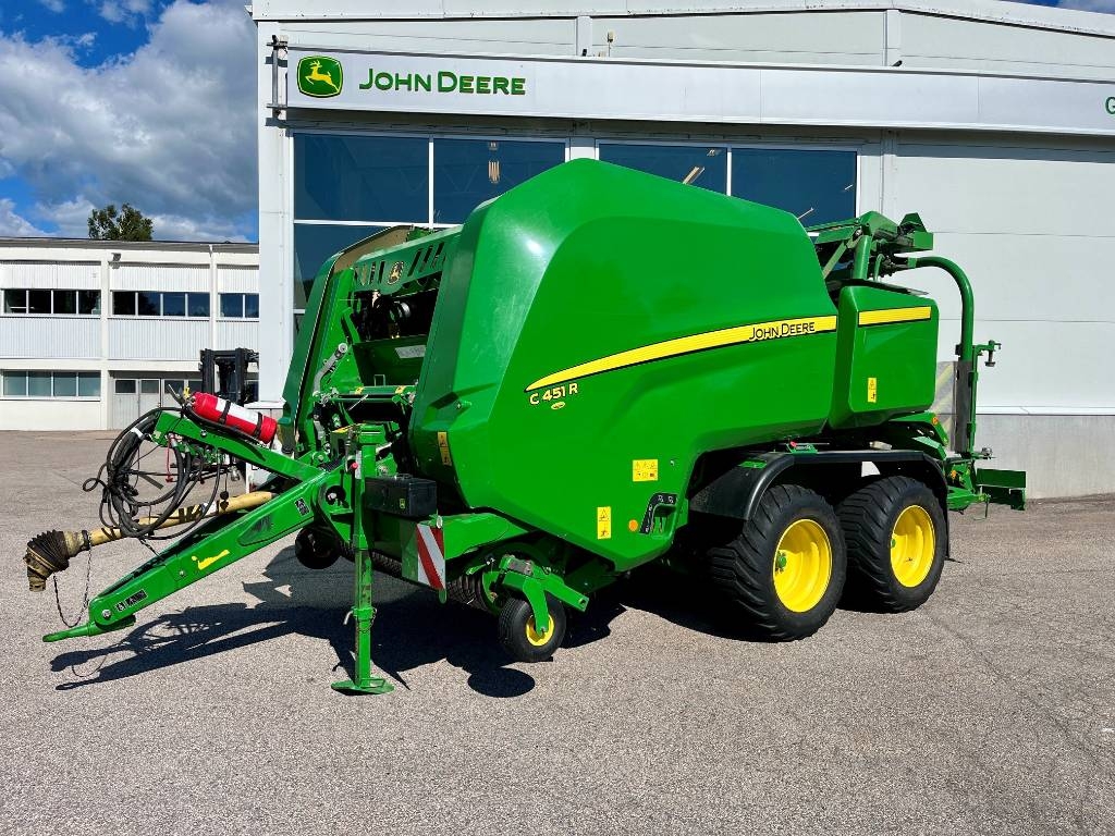 John Deere C451R