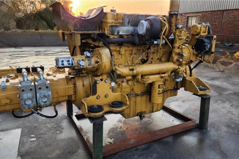 CAT 390F, C18 & Main Pump