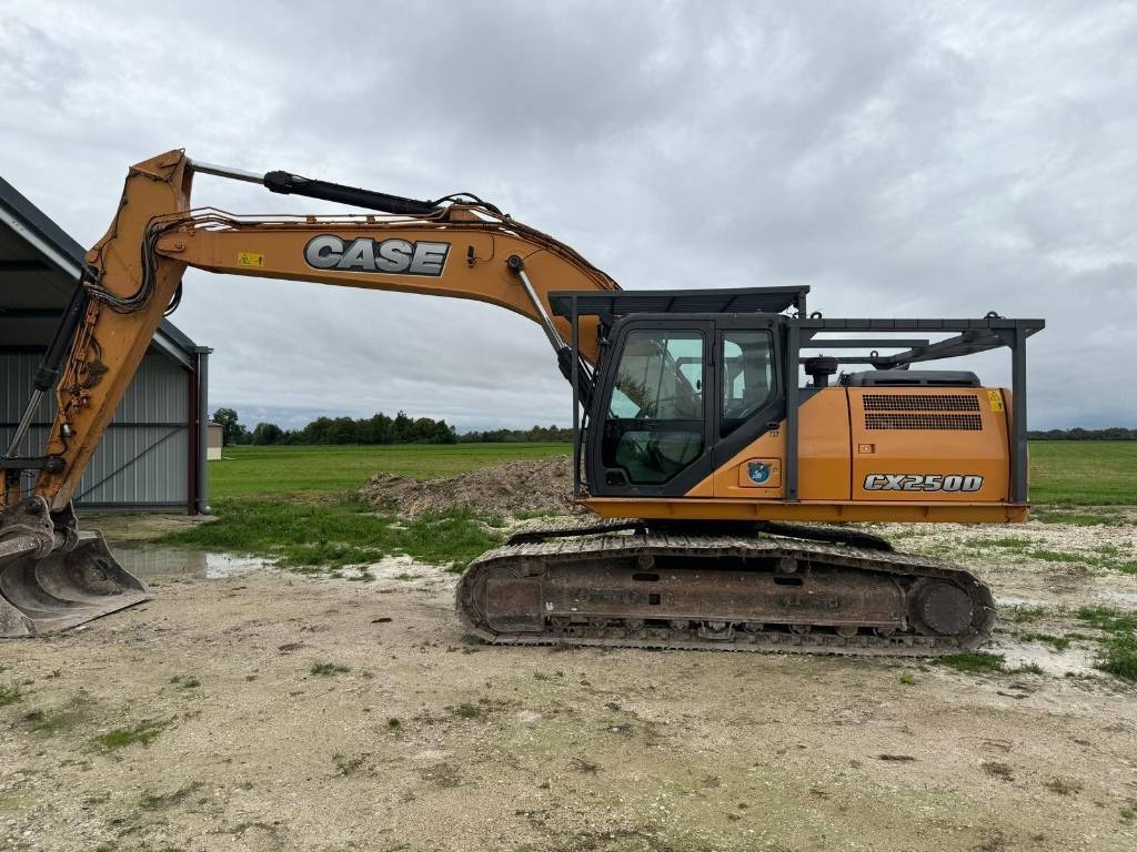 CASE CX 250