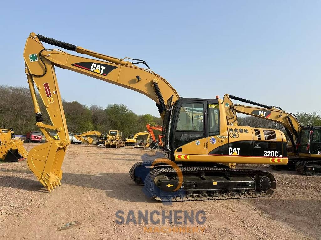 Pelle sur chenilles Caterpillar 320C CAT 320CL — occasion 2020, 1 321 h