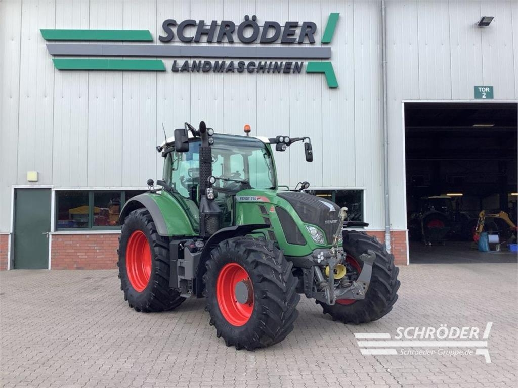Tracteur agricole Fendt 714 VARIO SCR PROFI | TRIMBLE RTK — occasion 2013, 4 857 h