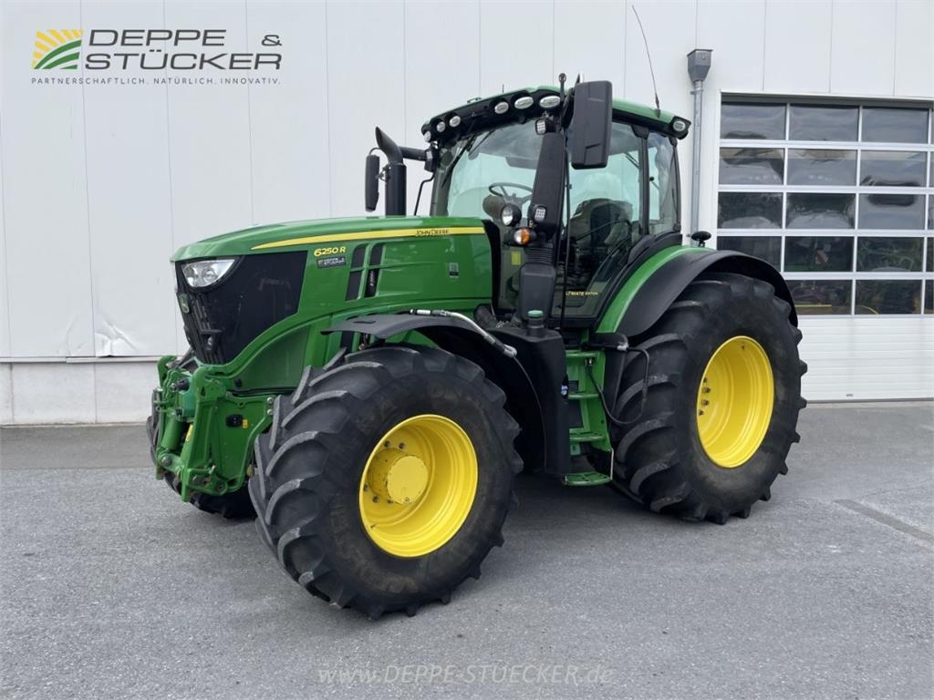 John Deere 6250R