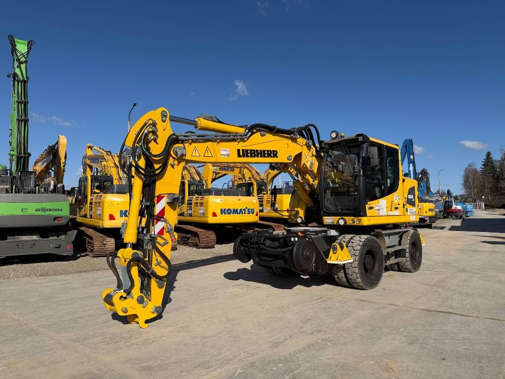 Liebherr A 922 Rail Litronic