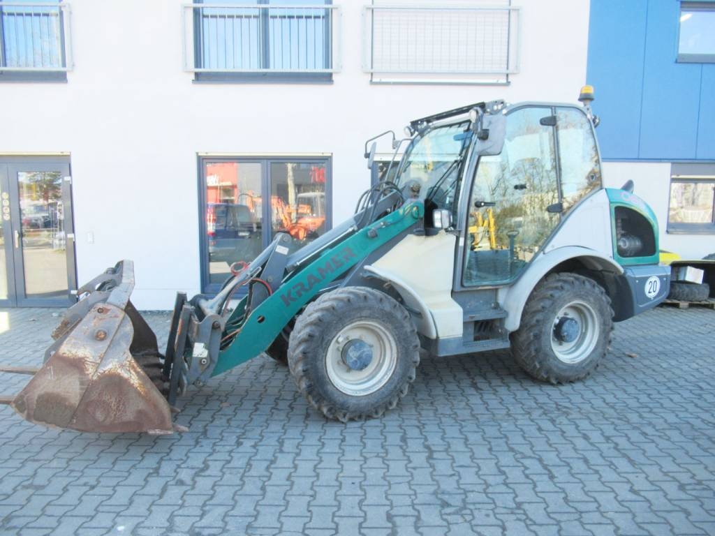Chargeuse sur pneus Kramer 8085 mit Deutz Motor und Klappschaufel — occasion 2017, 3 817 h