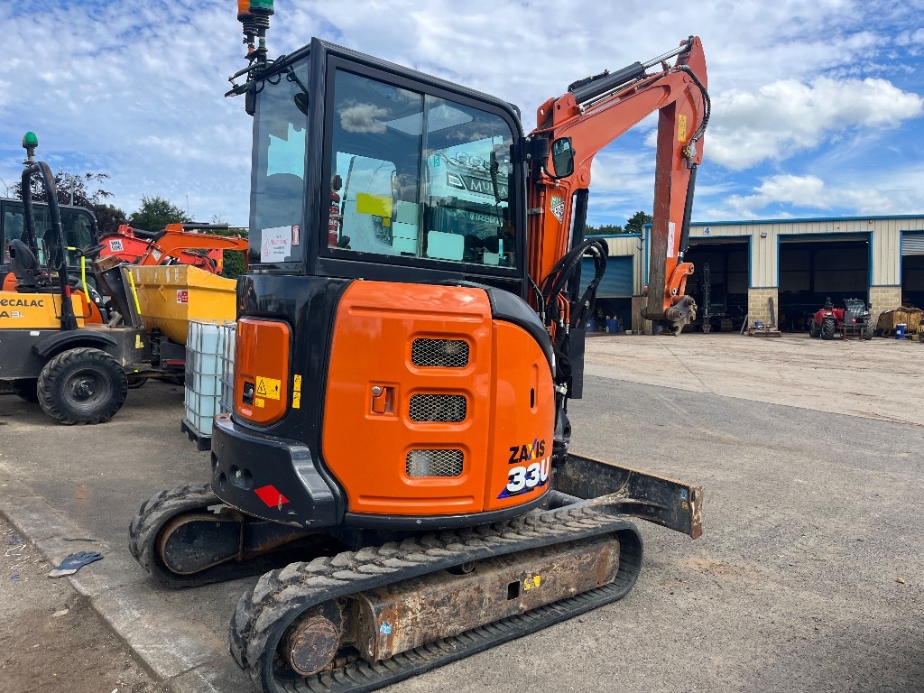 Hitachi ZX33 U-6