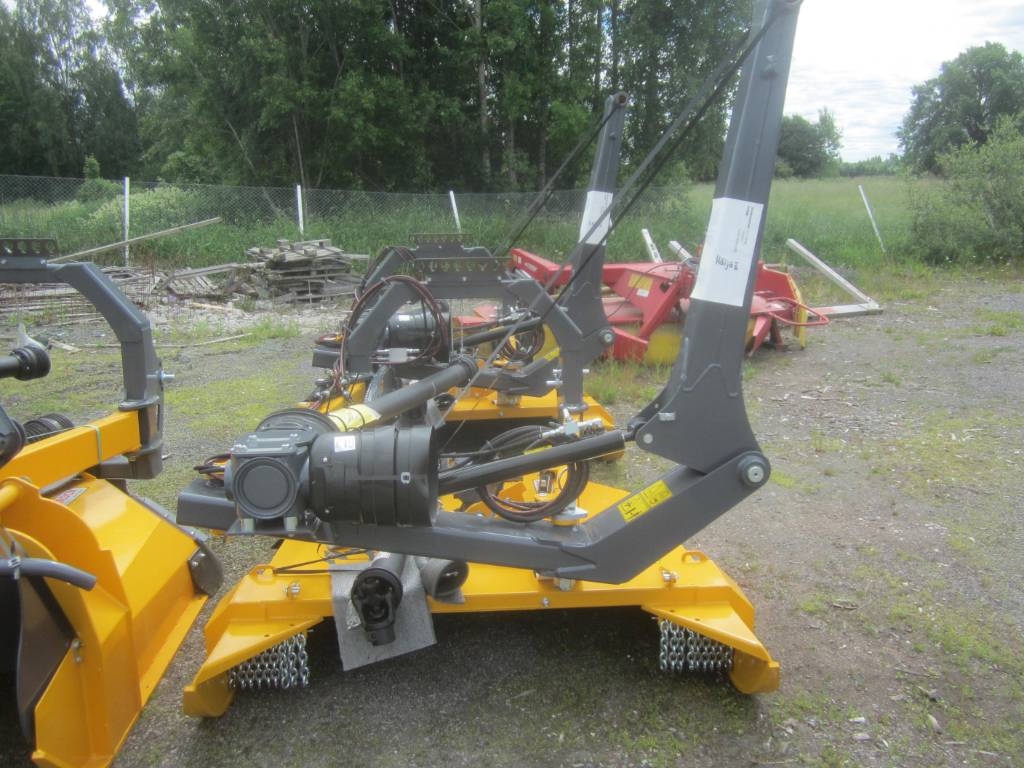Elho Tornado 450 vesakkomurskain