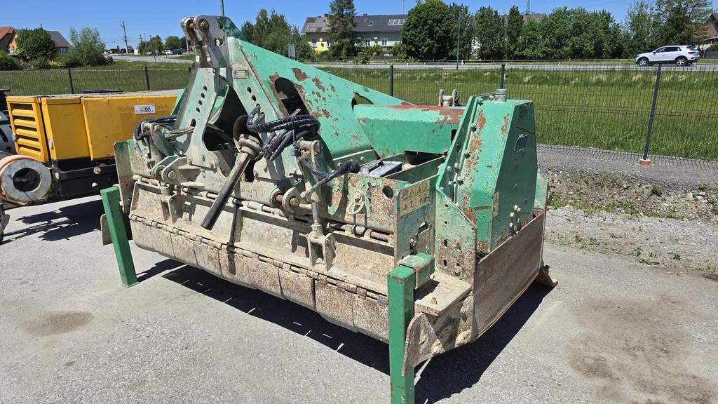 HENN AG RBM S2300 Steinfräse