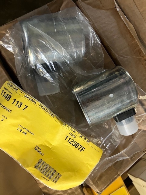 Liebherr LTM 1130 magnetic coil)