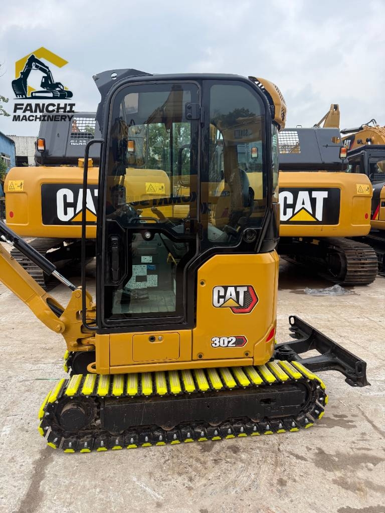 CAT 302