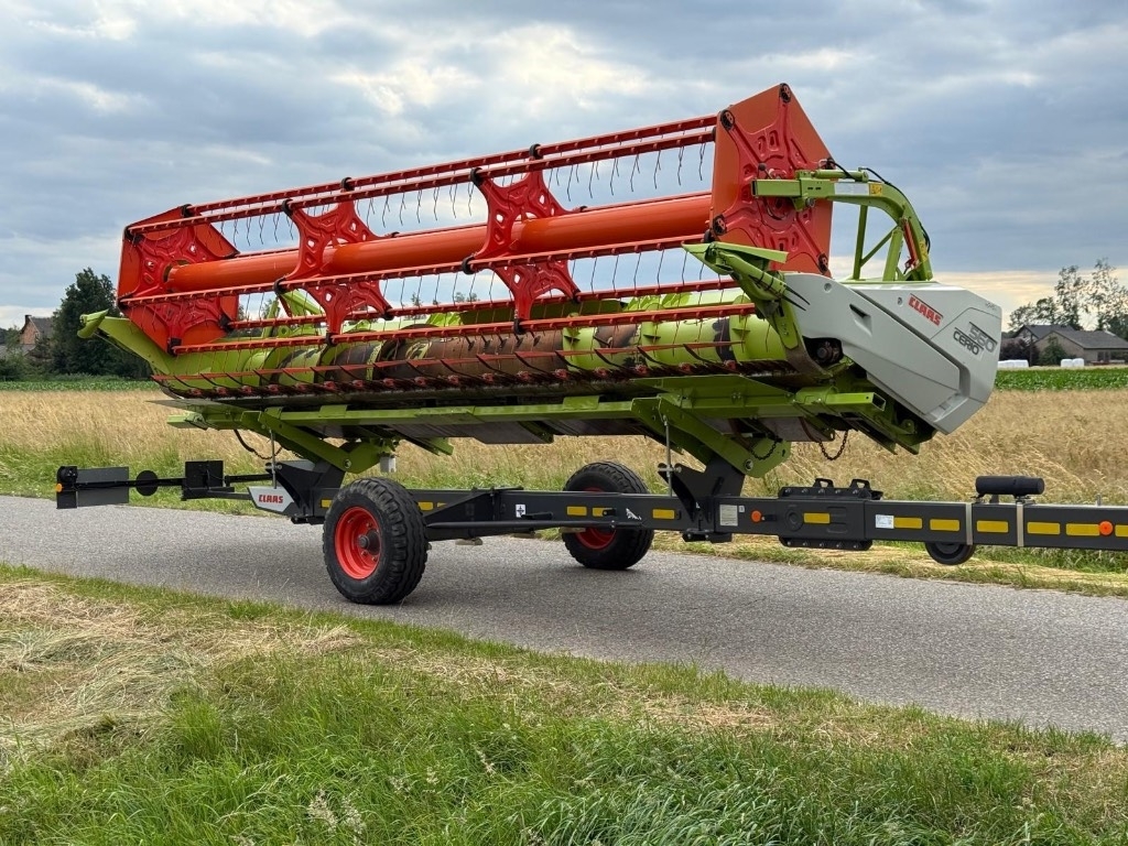 CLAAS 560 Cerio