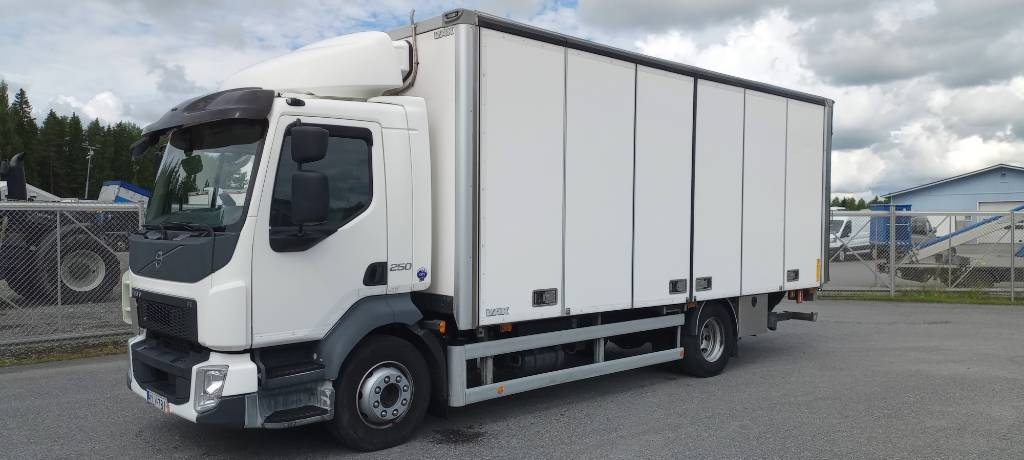 Volvo FL 250 kokosivuaukeava