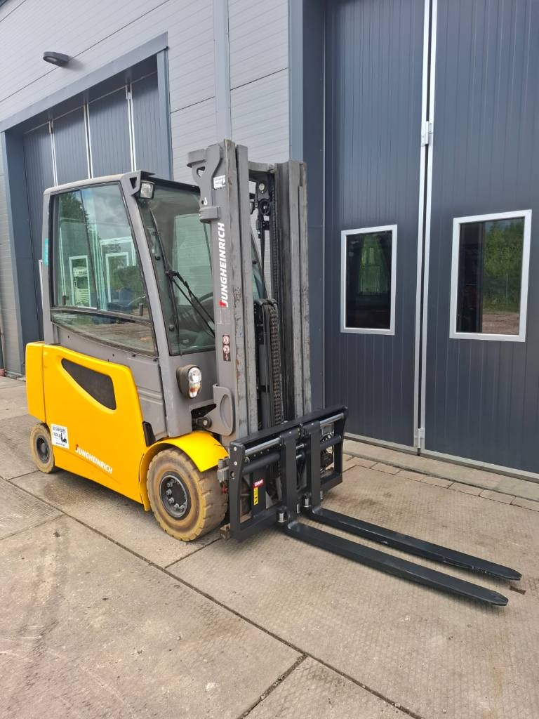 Jungheinrich EFG 425
