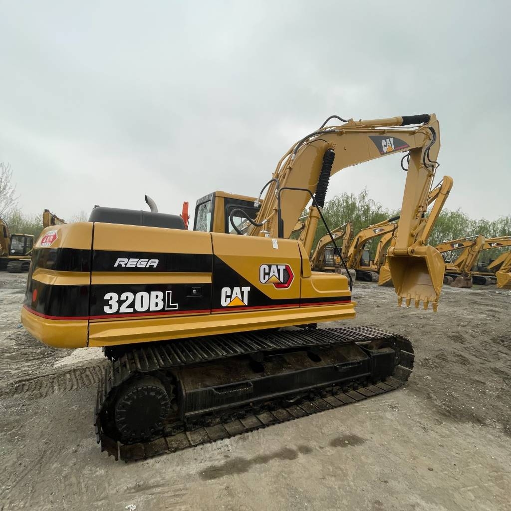 CAT 320 B L