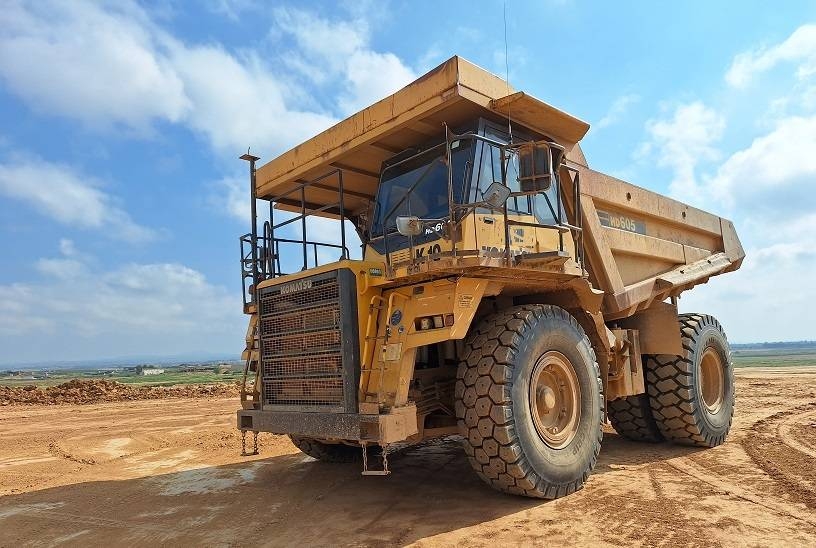 Komatsu HD 605-7E0