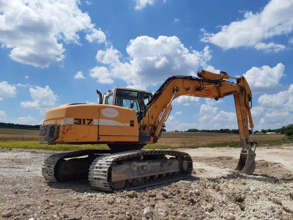 Liebherr R 317 Litronic