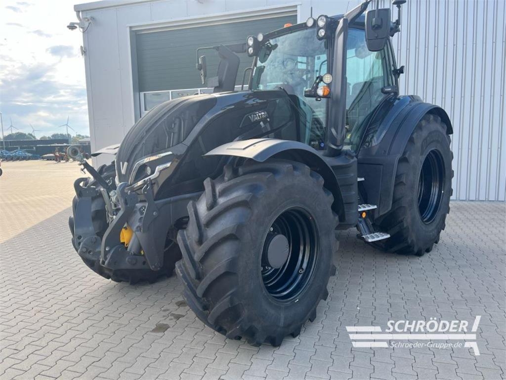 Tracteur agricole Valtra T 215 D UNLIMITED | RTK — occasion 2024, 1 233 h