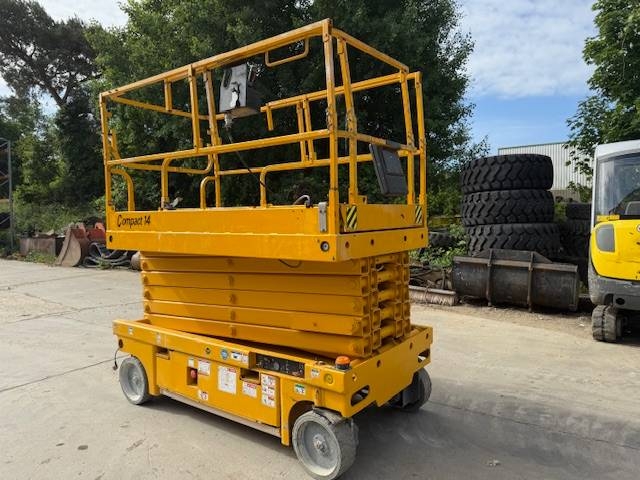 Haulotte Compact 14