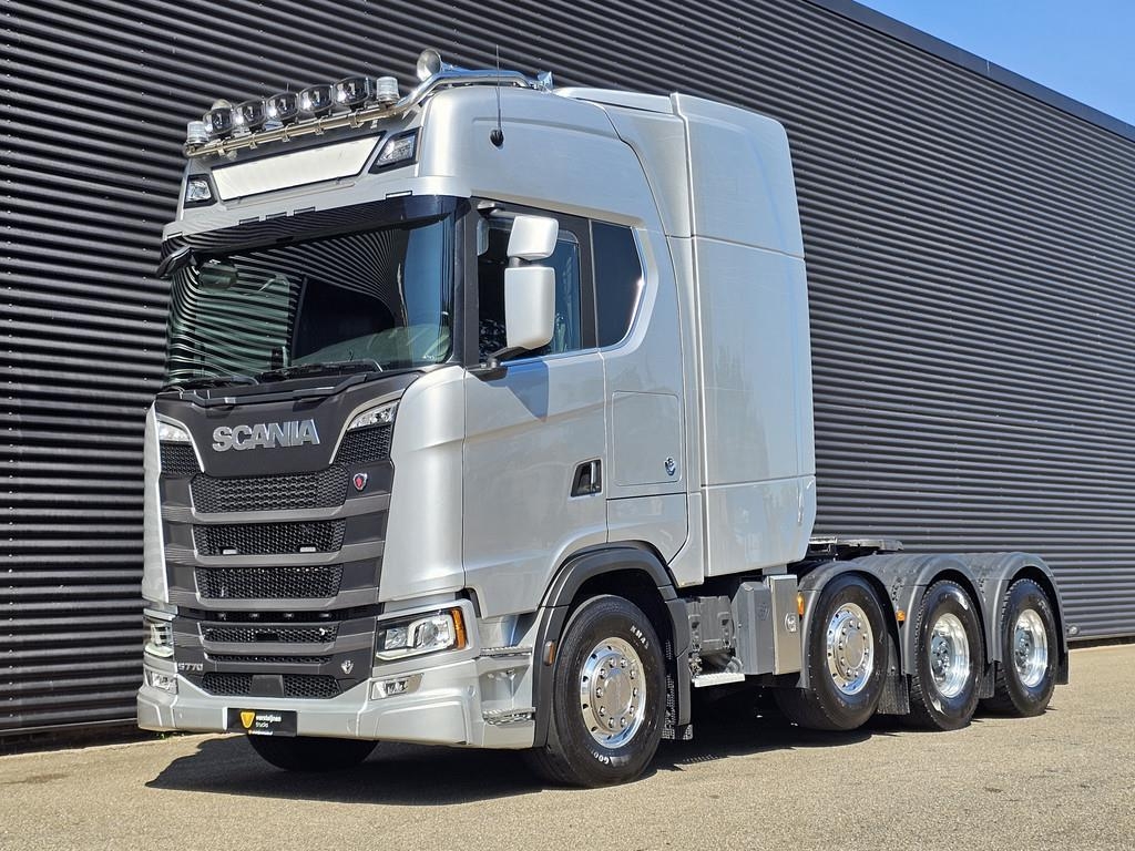Scania S770 8x4/4 / 180.000 KG / HYDRAULIC