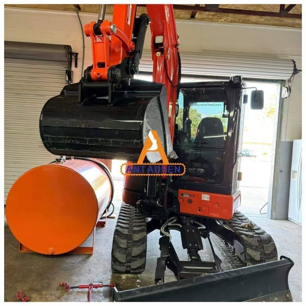 Kubota U55-5