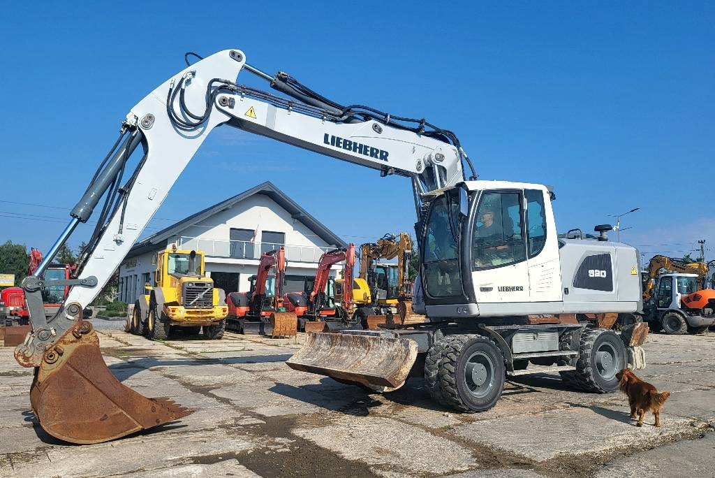 Liebherr A 920