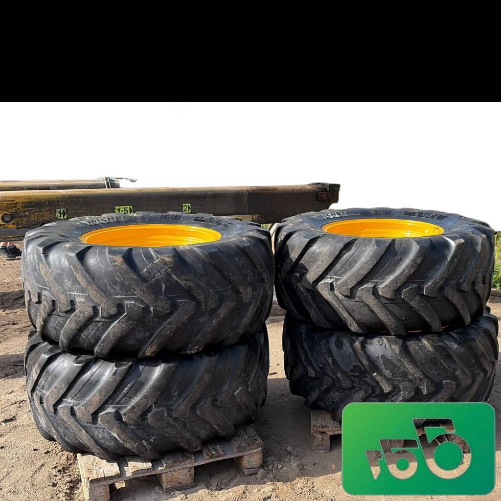 JCB 526 S Wheel R24 Tire Michelin 460/70 17.5L Sitemas