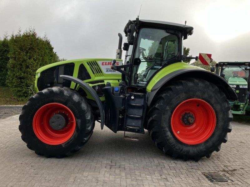 Axion 950