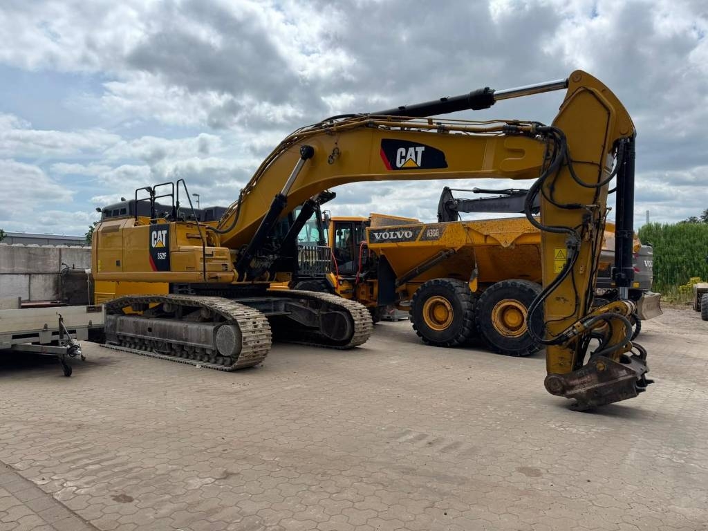 Pelle sur chenilles Caterpillar 352 F — occasion 2018, 9 400 h