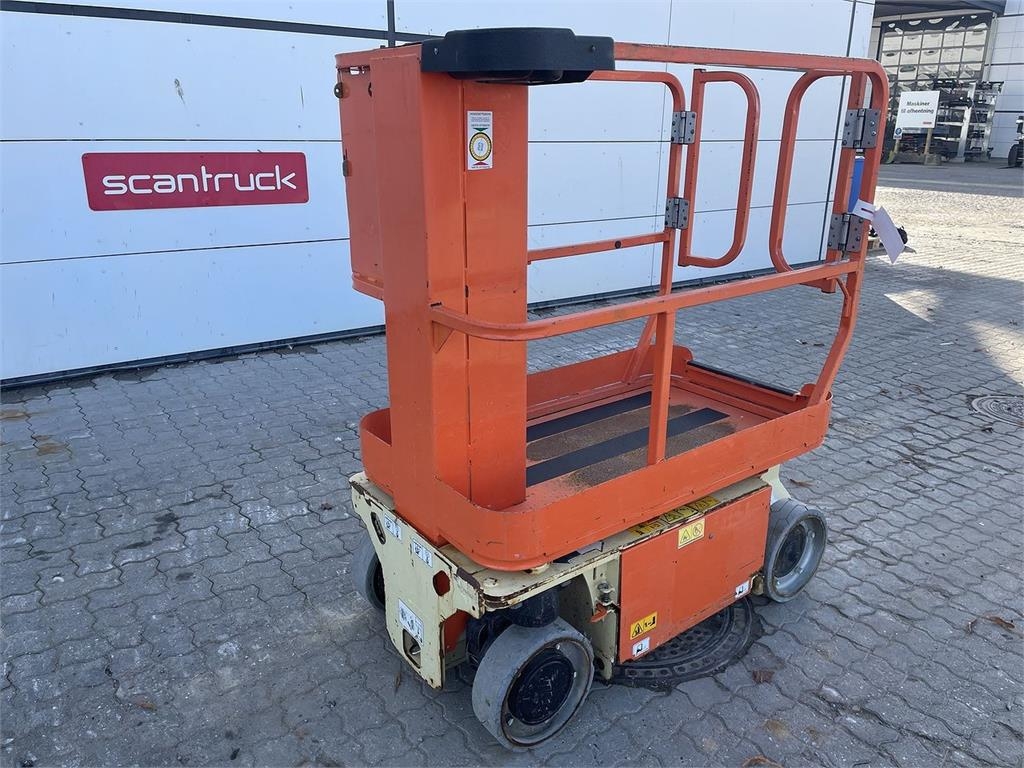 Nacelle à mât vertical JLG 1230ES — occasion 2015, 550 h