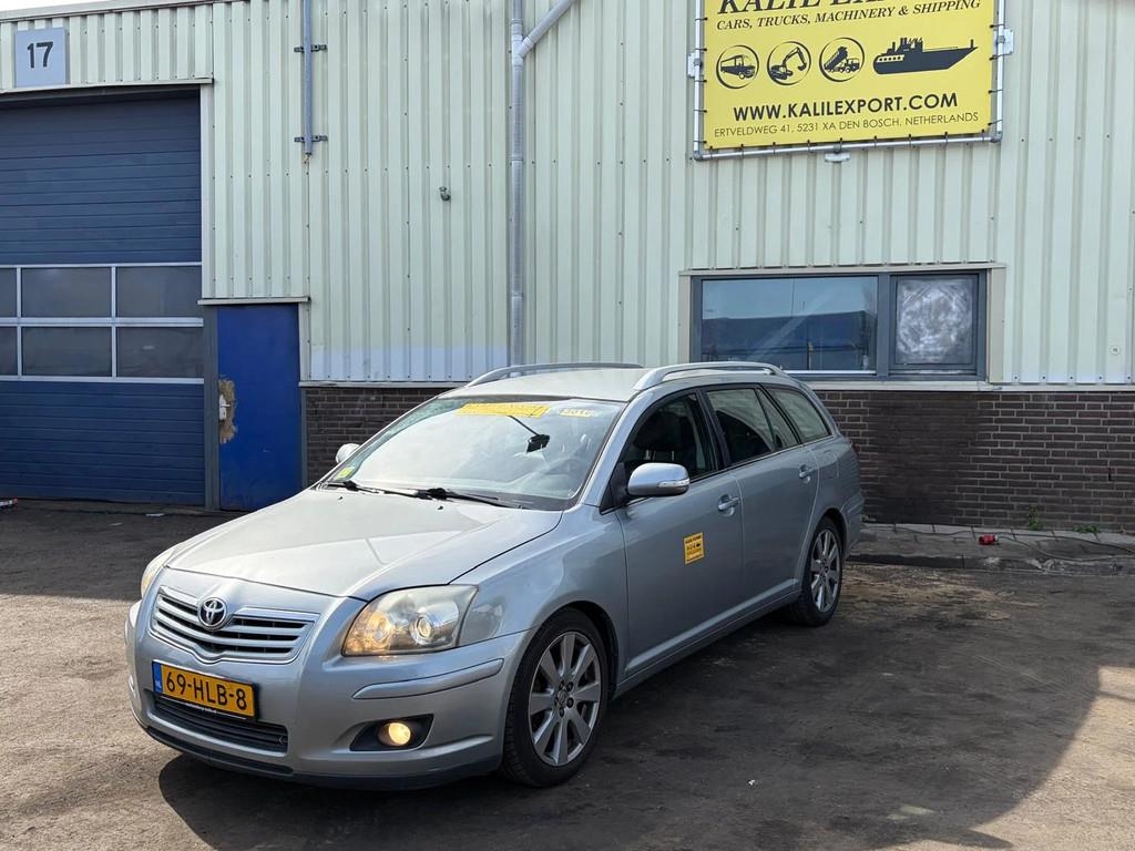 Voiture Toyota Avensis Station Wagon - Manual Gearbox - Airco - P — occasion 2009
