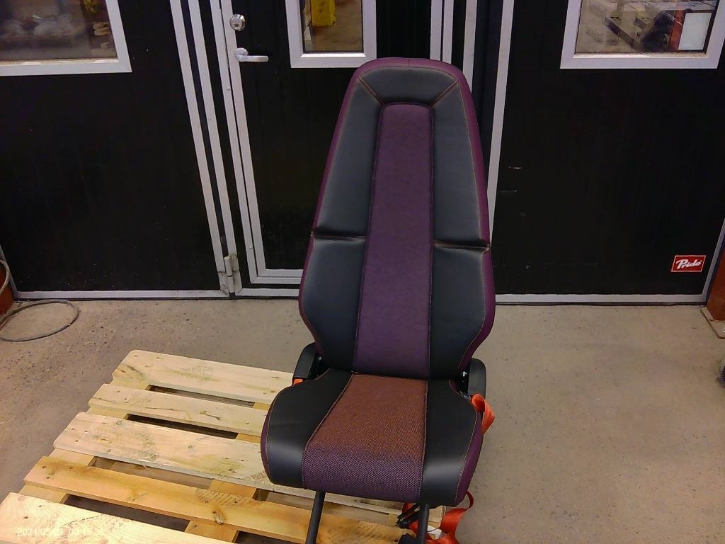 Volvo FM passagerarstol, 23766362