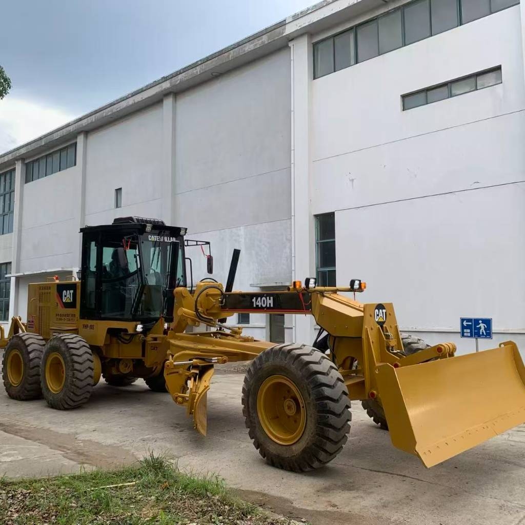 CAT 140 H