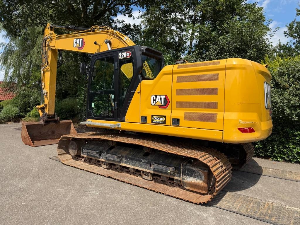 CAT 320 GC