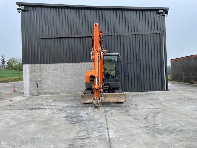 Doosan DX 63 R