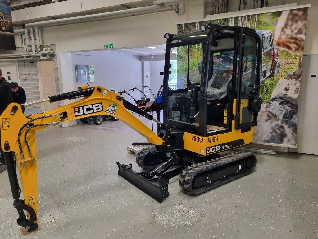 JCB 19c-1 ränta 0,99%