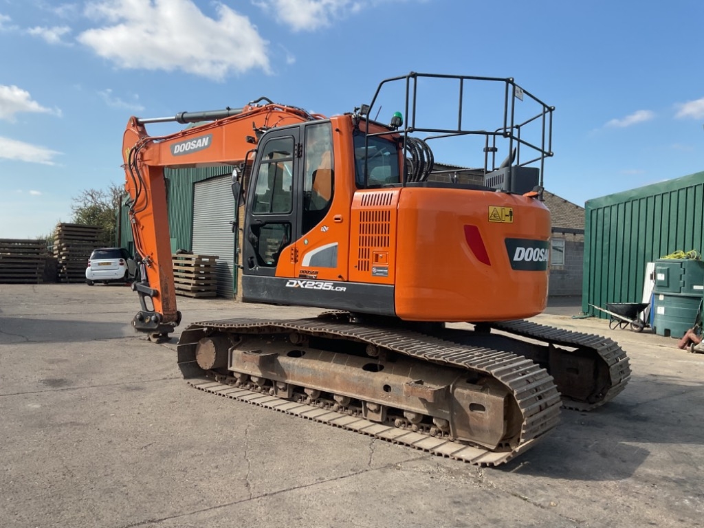 Doosan DX235LCR-5