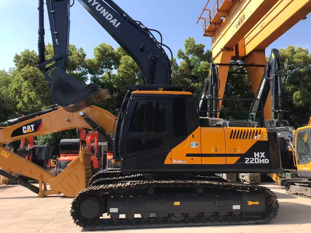 Hyundai HX220 HD