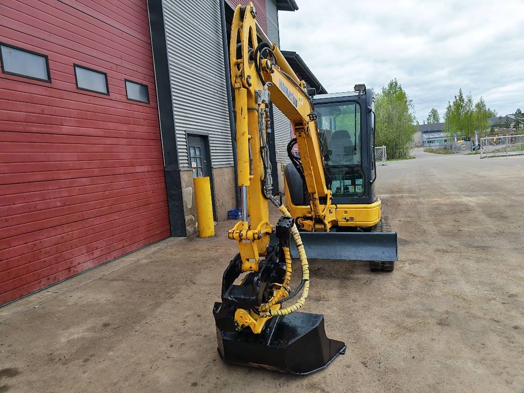 Komatsu PC 35 MR-2 MYYTY. Vendu kuva 3