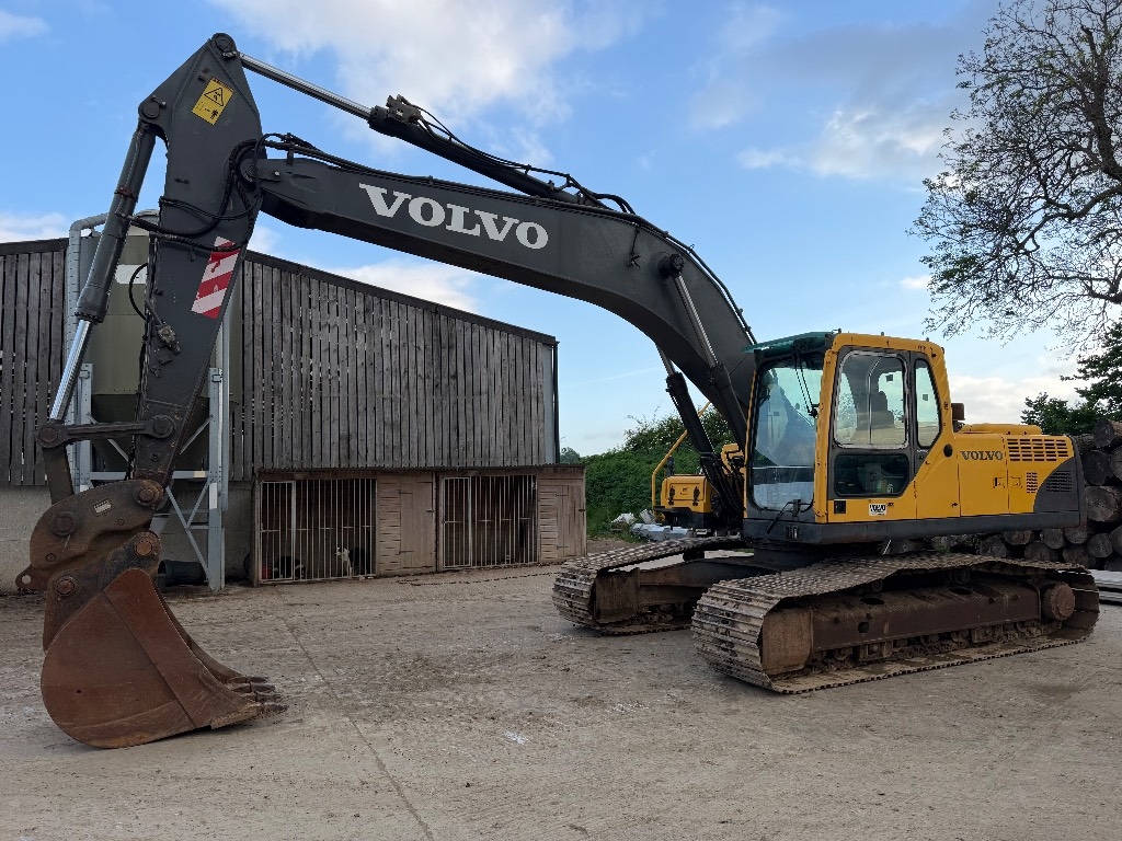 Volvo EC 240 B LC
