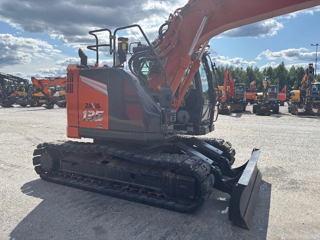 Hitachi ZX 135 US-7 / Huippu varusteet, Heti valmis! kuva 6